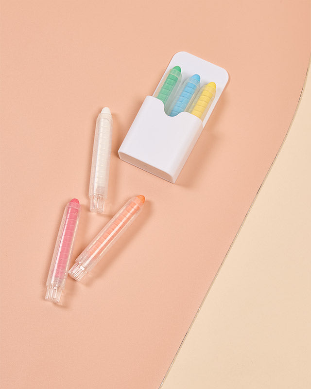 Magnetic Pen Holder & Washable Crayon Set